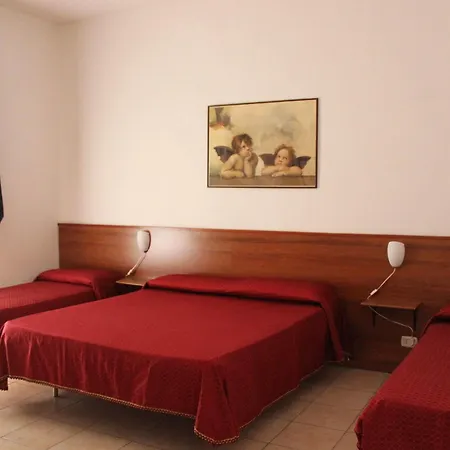 Sole E Luna Bed & Breakfast 4*